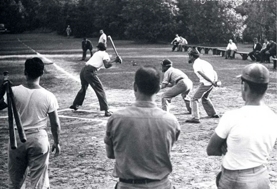 sejarah softball dunia
